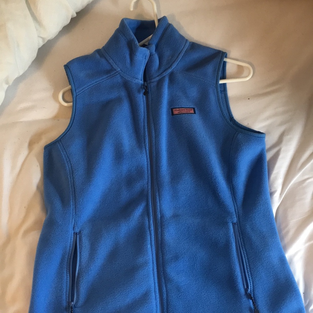 Vineyard Vines fleece vest